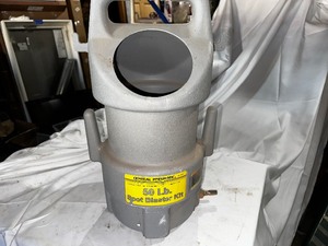 lot 243 image: Sand Blasting Tank - 50 lbs