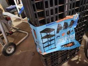 lot 22 image: New Plastic Shelf