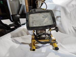 lot 37 image: Halogen light
