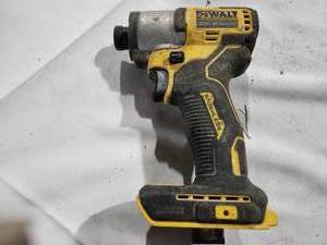lot 54 image: Dewalt 20 Volt Compact Impact Driver