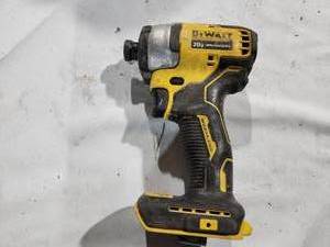 lot 55 image: Dewalt 20 Volt Compact Impact Driver