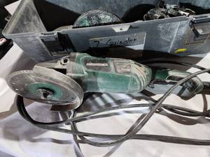 lot 65 image: Masterforce Grinder
