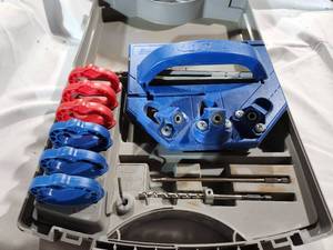 lot 81 image: Kreg Pocket Hole Drill Guide System