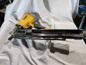 lot 181 image: Dewalt Framing Nailer