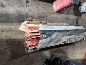lot 182 image: Tack Strips for Concreter Floors