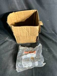 lot 176 image: Simpson StrongTie Plywood 12 Sheathing Clip Lot