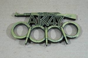 lot 22 image: AK-47 Novelty Belt Buckle