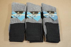 lot 23 image: Wear Proof Mens Cushioned Socks