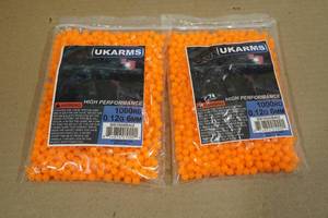 lot 46 image: UKArms 6mm .12g Pellets