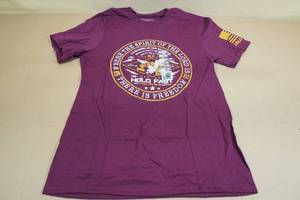 lot 70 image: Hold Fast Spirit of the Lord T-Shirt - Small