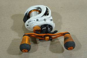 lot 88 image: Lews Xfinity Baitcaster Fishing Reel