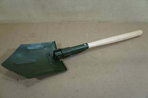 lot 151 image: Folding Shovel