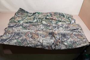 lot 179 image: 2 Realtree Camo Pants - 28-30S
