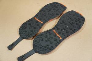 lot 185 image: Korkers Interchangeable Soles - 14.5-15