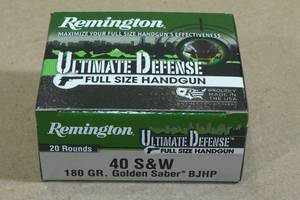 lot 204 image: 20 Remington Ultimate Defense .40 S&W 180 Gr Golden Saber BJ HP Ammo
