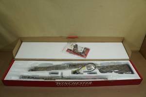 lot 1F image: NEW Winchester SXP Waterfowl Hunter 12 Gauge Pump-Action Shotgun - Realtree Timber