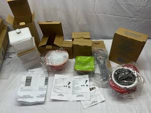 LL.  Avon Stacking Storage, Scoop Bowls, Portion Control Containers, Kitchen Shears