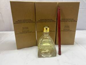 KK. Avon 3 Holiday Reed Difusers