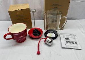 LL. Avon Coffee & Tea Maker(Press) & Lots of Kisses Mug