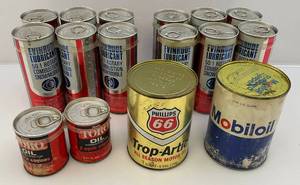 Vintage Oil Cans & Evinrude Lubricant