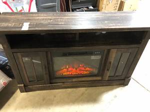 FIRE PLACE IN WORKING ORDER Customer Returns See Pictures