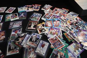 COLLECTIBLE CARD LOT