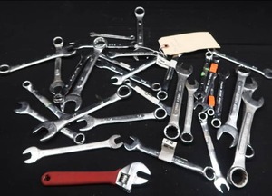 NEW MISC SMALL WRENCHES