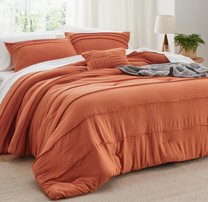 lot 581 image: Bedsure Burnt Orange Full Size Comforter Set