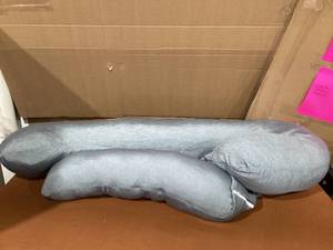 lot 211 image: Grey Pillow for Pregnancy