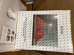 lot 218 image: 20x28 Picture Frame Ultra-Thin Aluminum Alloy Photo Poster Frame