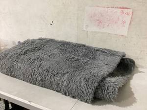 lot 436 image: Grey Faux Fur Area Rug