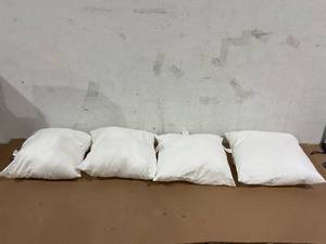 lot 200 image: LOT OF 4 Utopia Bedding Pillows