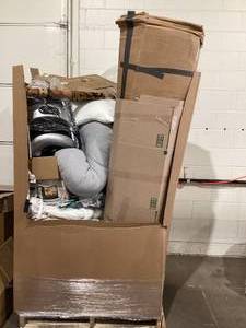lot 249 image: Wholesale Pallet of Assorted Miscellaneous Items