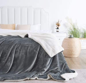 lot 298 image: NICETOWN Sherpa Fleece Bed Blankets Queen Size