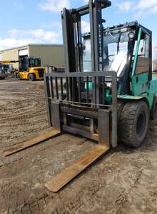1999 Mitsubishi FD40 Diesel Forklift