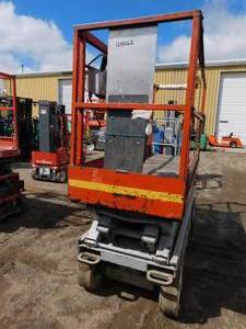 2000 SkyJack SJIII Scissor Lift