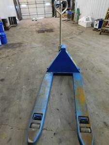 Bishamon 5500lb Manual Pallet Jack
