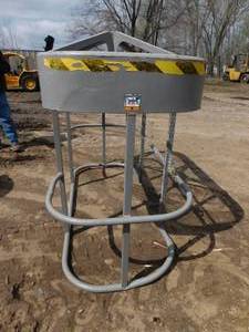 Metal Platform Basket - 29d x 67w x 48 h