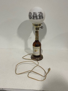 lot 81 image: Whiskey Bottle Lamp