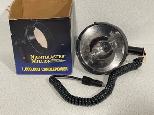 lot 122 image: Portable Spot Light