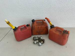 lot 62 image: Gas Cans & Trailer Balls