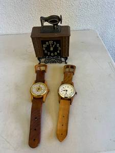 lot 142 image: Clocks