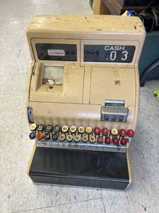 lot 180 image: Cash Register