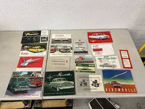 lot 206 image: Vintage Automobile Brochures