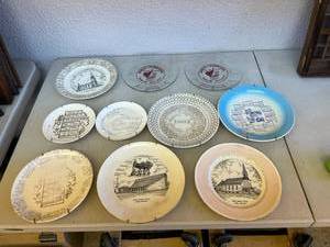 lot 221 image: Collector Plates