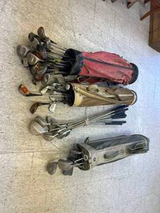 lot 222 image: Golf Clubs