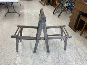 lot 227 image: Vintage Double Bucket Wash Tub Stand