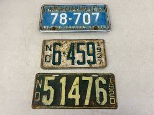 lot 252 image: ND License Plates - 1920, 1937 & 1957