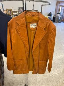 lot 294 image: Four Seasons Leather Jacket Size 42