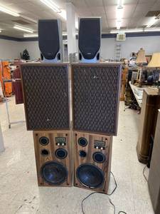 lot 300 image: Speakers